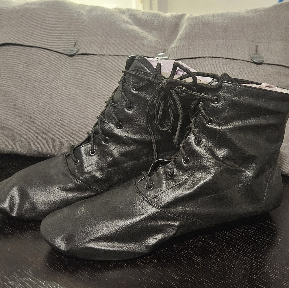 NWT Soft Dance Boots